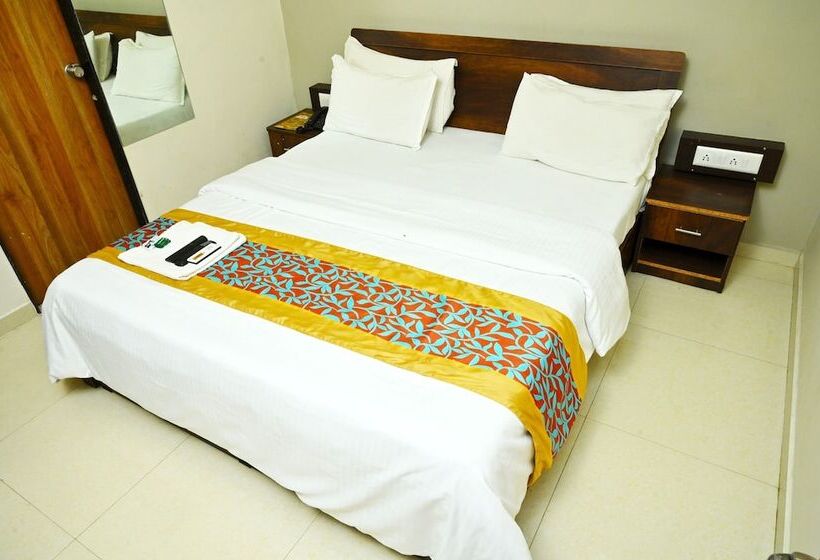 Отель Blue Leaf