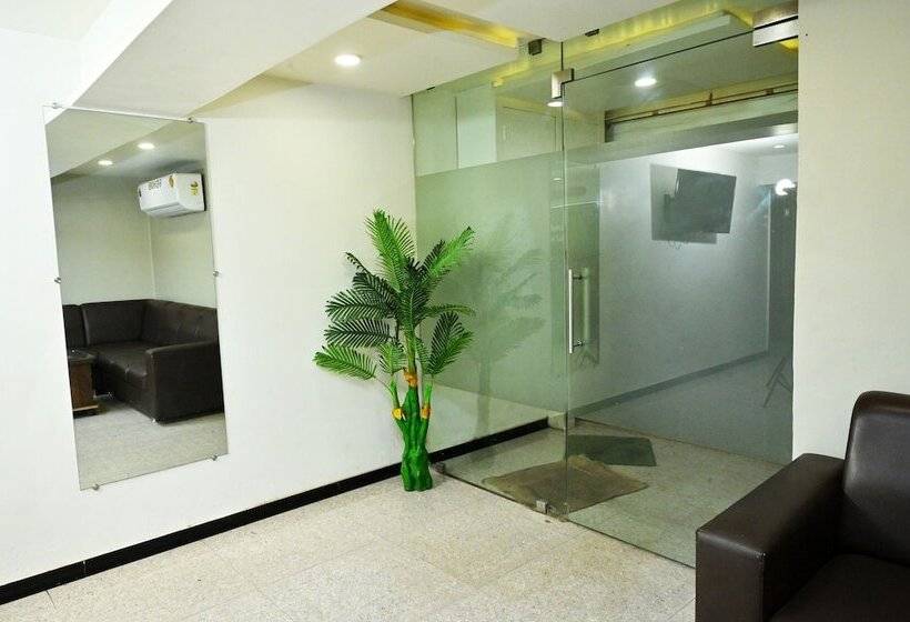 Отель Blue Leaf