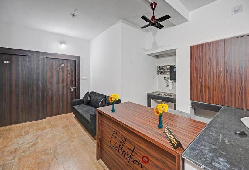 Hotel Capital O 90121 Madison Blue