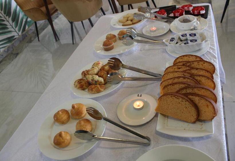 هتل Horizon Entebbe