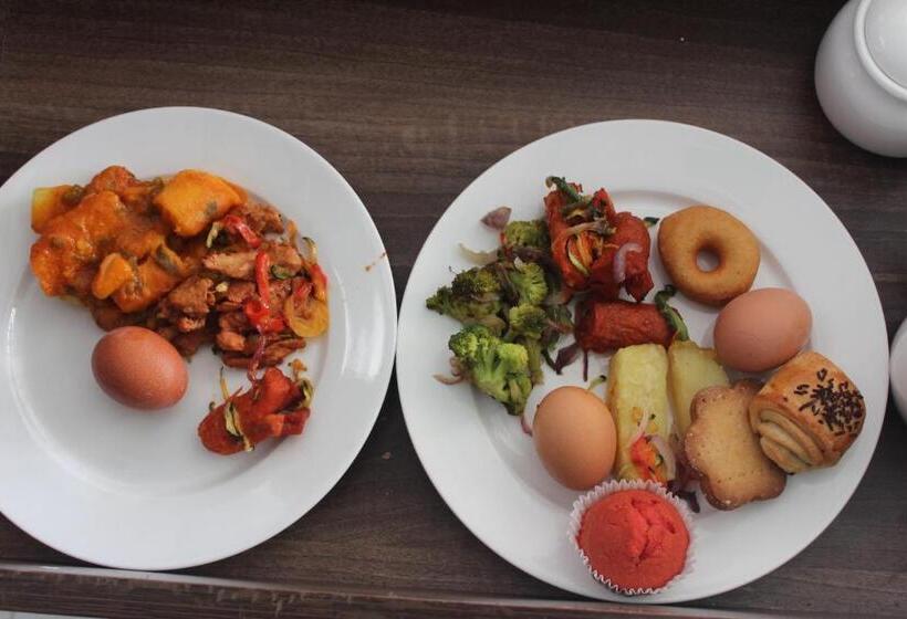 هتل Horizon Entebbe