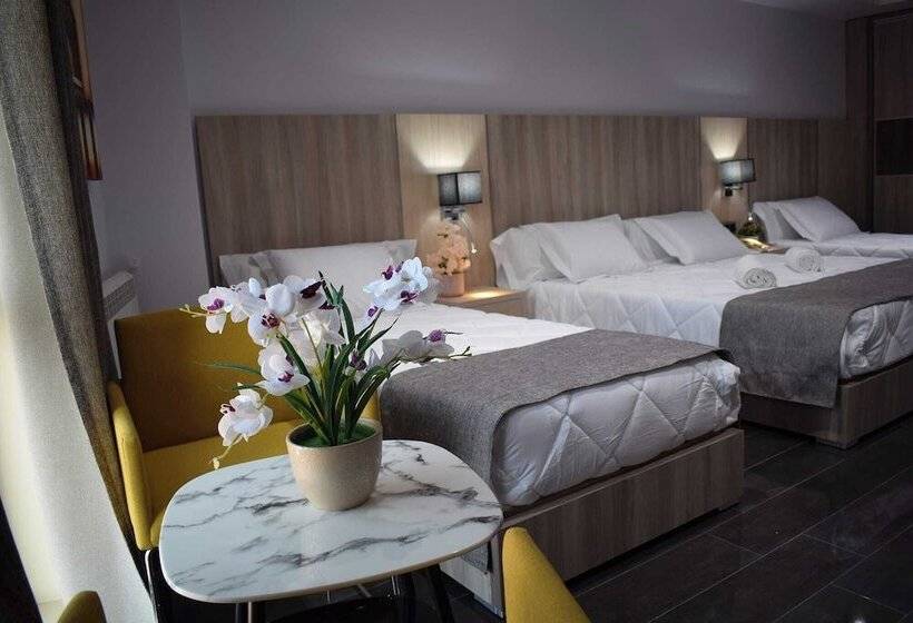 هتل Hôtel Zinou Zm