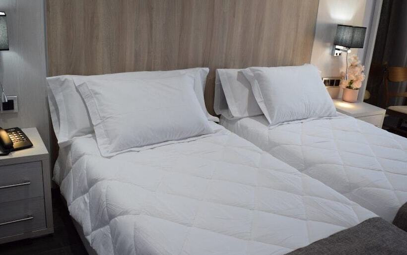 هتل Hôtel Zinou Zm