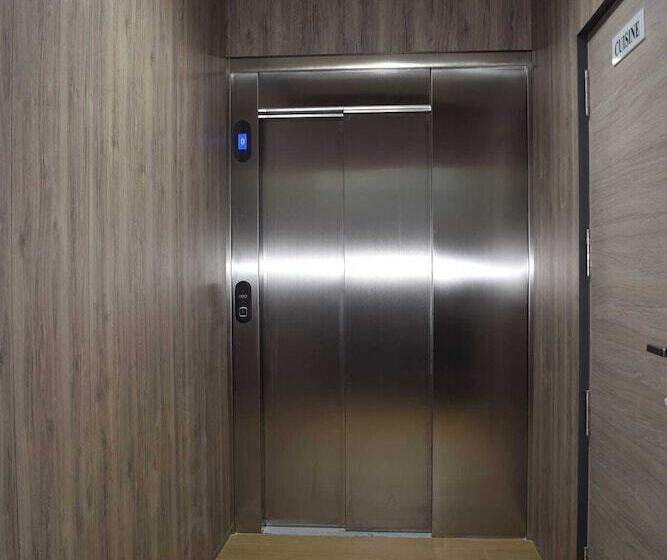 هتل Hôtel Zinou Zm