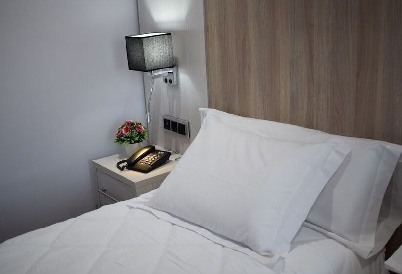 هتل Hôtel Zinou Zm