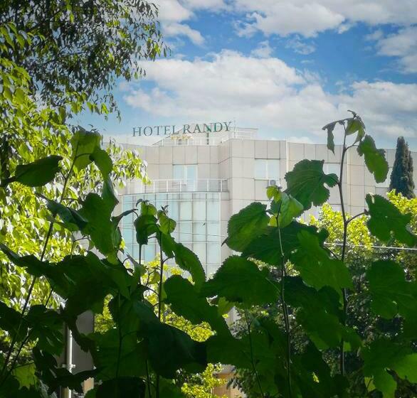 Отель Randy