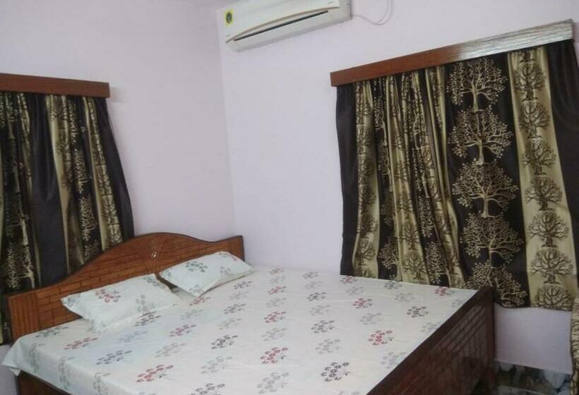 בית מלון כפרי Roy Guest House