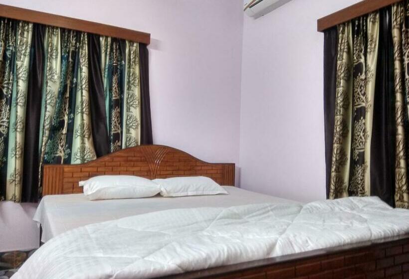 בית מלון כפרי Roy Guest House