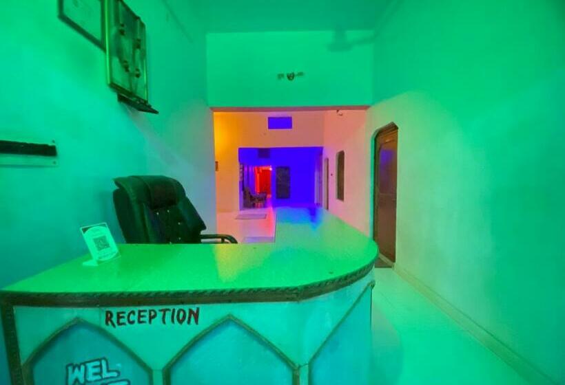 בית מלון כפרי Shri Mahant Orchha 5 Mint Walking From Ram Raja Temple