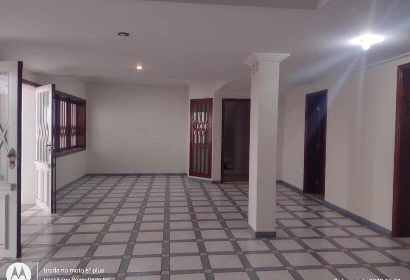 بنسيون Acomodações Anfitriã