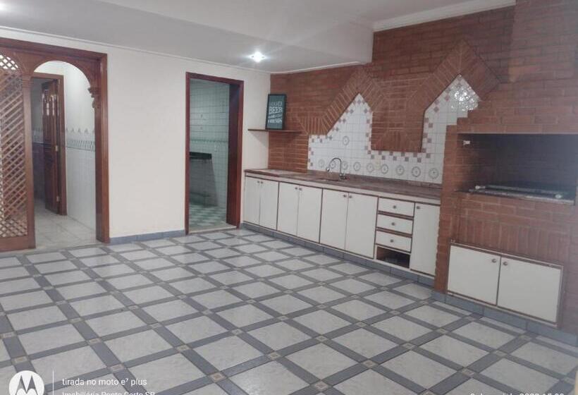 بنسيون Acomodações Anfitriã