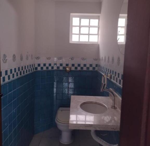 بنسيون Acomodações Anfitriã