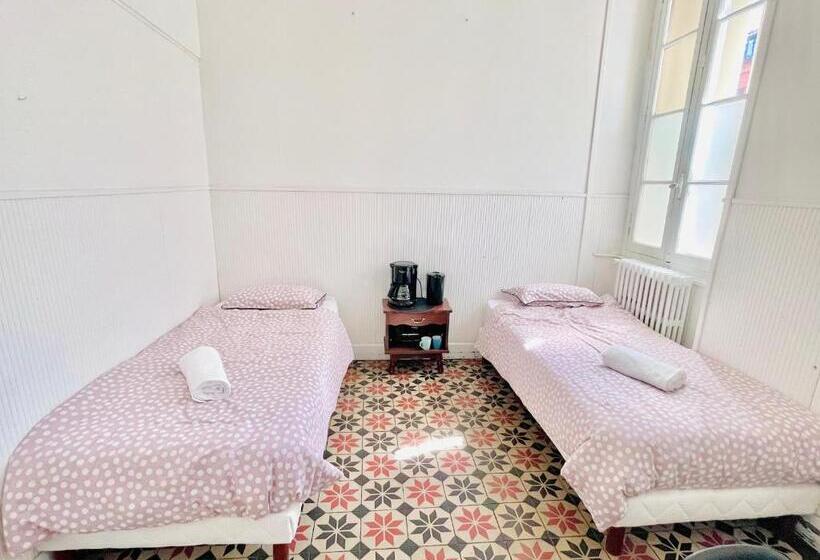 פנסיון Albi Chambres