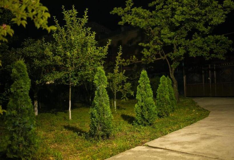 ペンション Dream Guest House