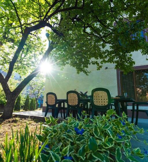 ペンション Dream Guest House