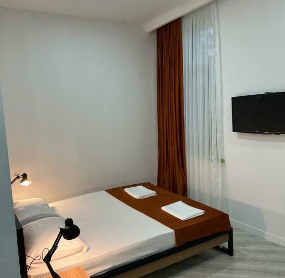 پانسیون Polifonia Inn Borjomi