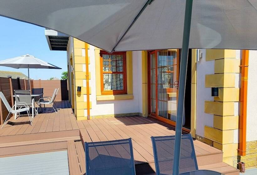 膳宿费 St Martins House Apartments