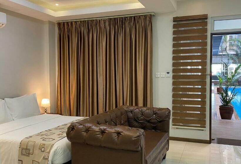 Studio W/pool Heated Jacuzzi, Near Clark Airprt&sm