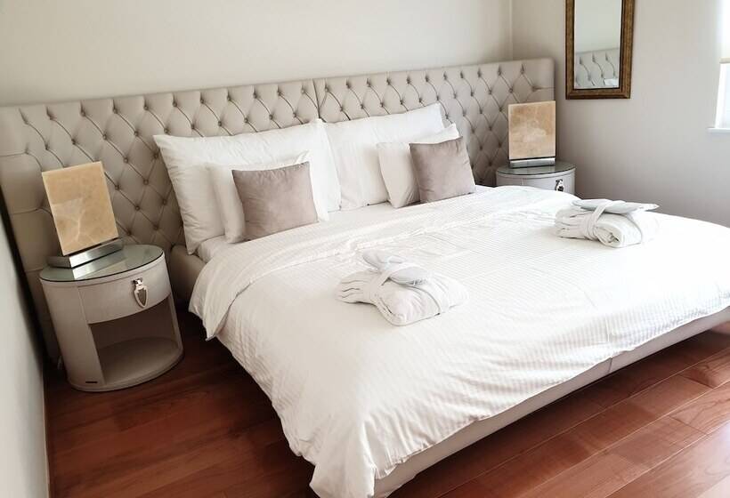 Eglise Catholique   Cosy And Bright Apartment In Montreux