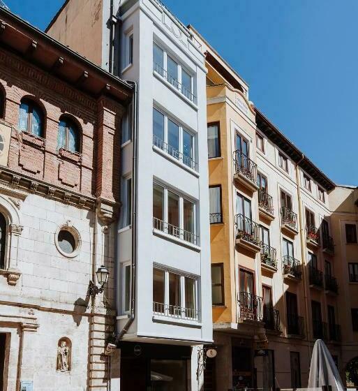 Apartamentos Burgosuites