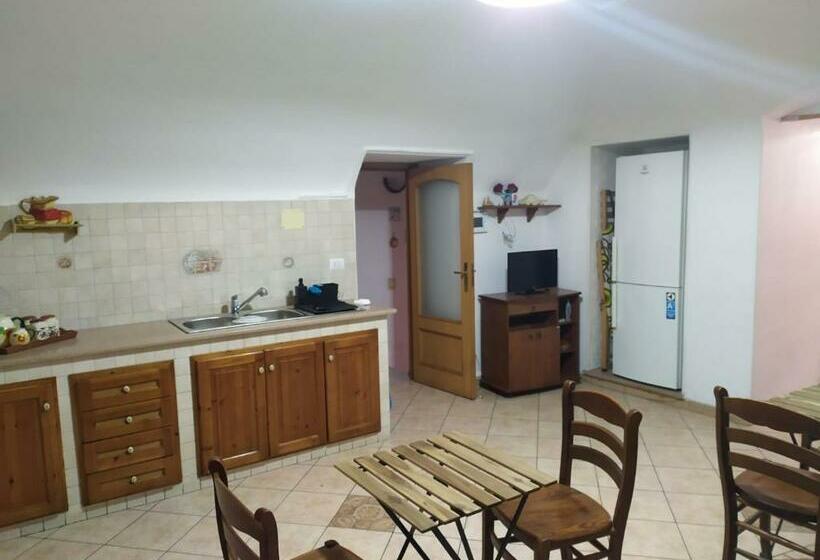 住宿加早餐 Dimora Letizia 1