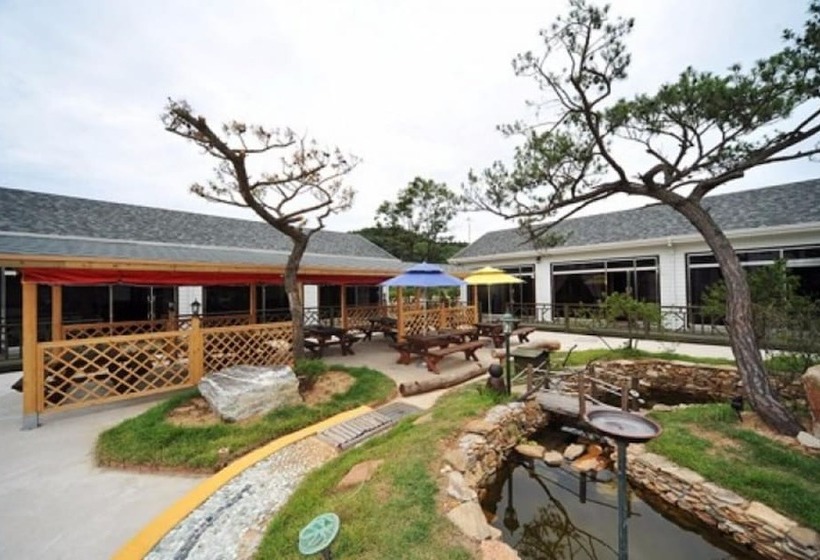 Eurwangni Bada Star House Pension