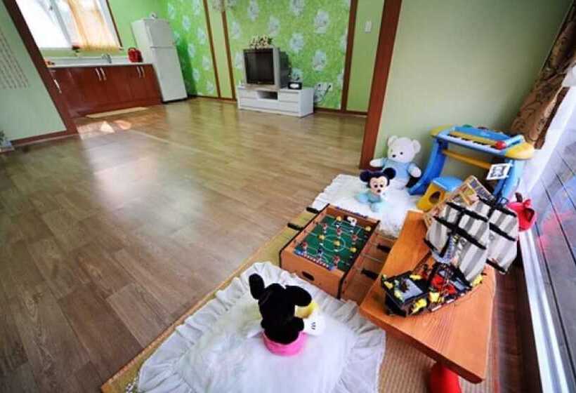 Eurwangni Bada Star House Pension