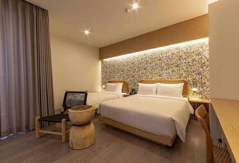 هتل Hound Garden&terrace