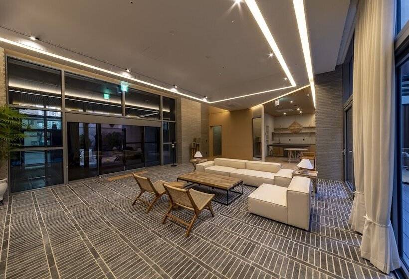 هتل Hound Garden&terrace