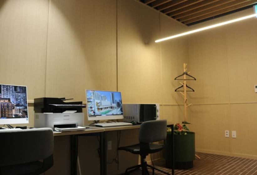 هتل Hound Garden&terrace