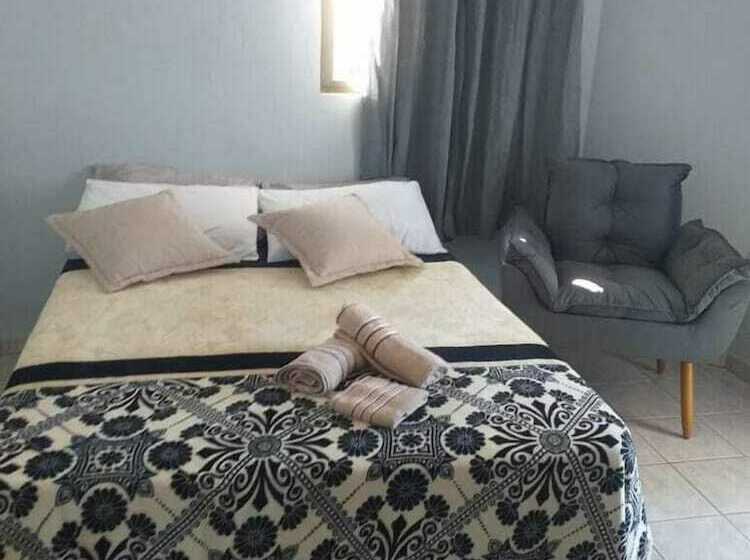 בית מלון כפרי Pousada Girassol Da Ferrugem