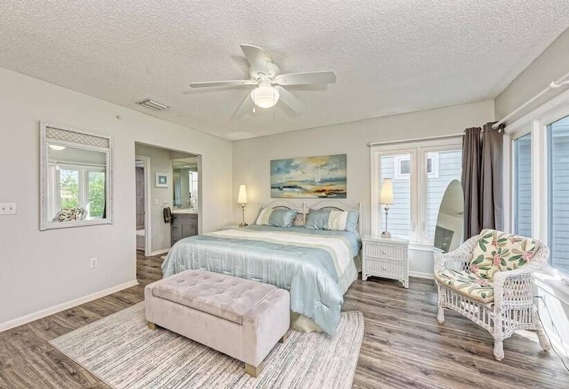Longboat Key Cedars Beach House Pet Friendly 2 Minute To The Beach