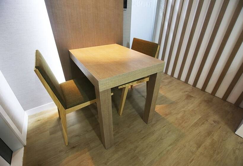 モーテル Daejeon Yongjeon Storyline