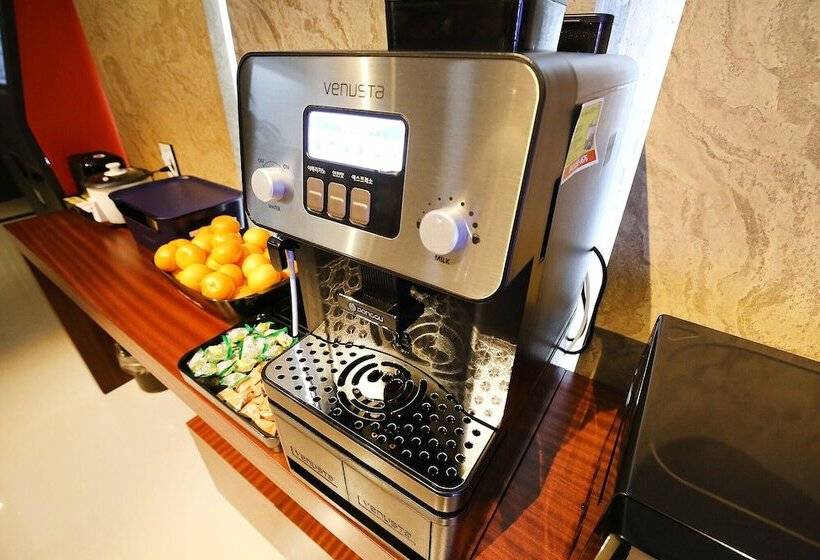 モーテル Daejeon Yongjeon Storyline