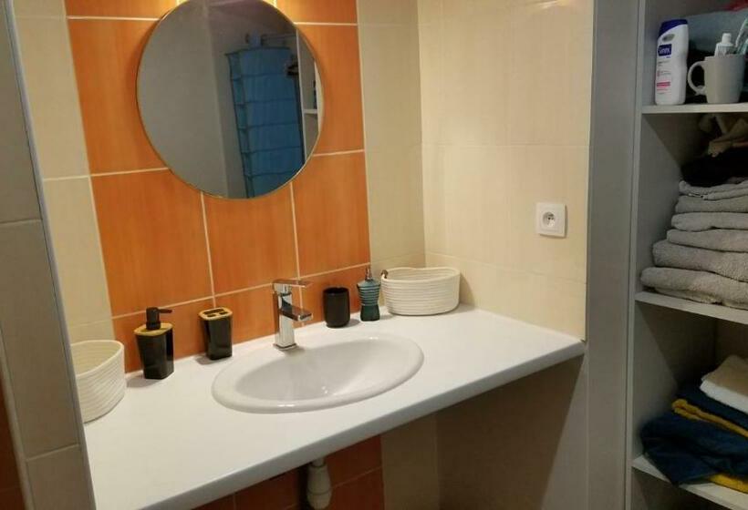 פנסיון Chambre D Hôtes Indépendante Dans Village Médiéval