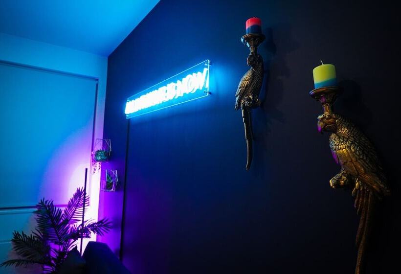 Luxury Stevenage Town Centre Apartment