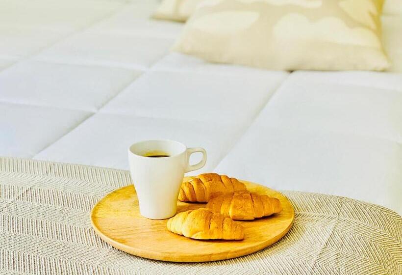 Canaryislandshost L Lava Y Mar Lanzarote