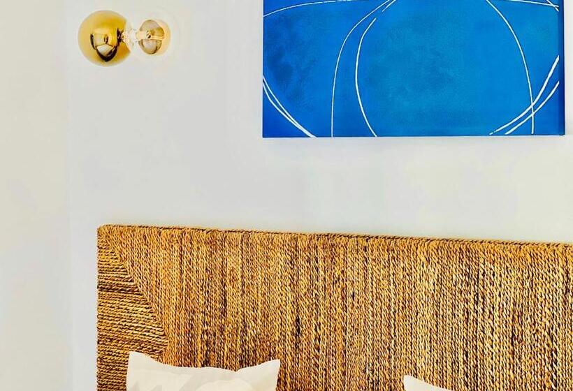 Canaryislandshost L Lava Y Mar Lanzarote