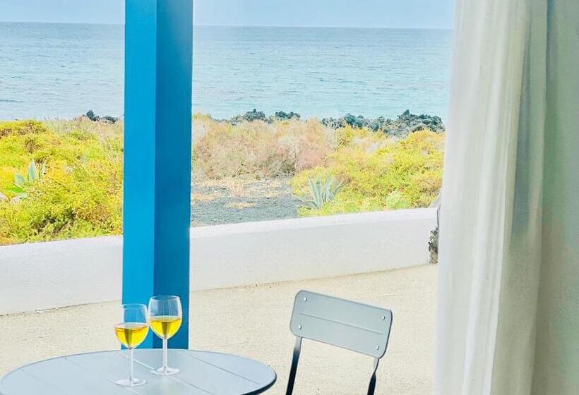 Canaryislandshost L Lava Y Mar Lanzarote