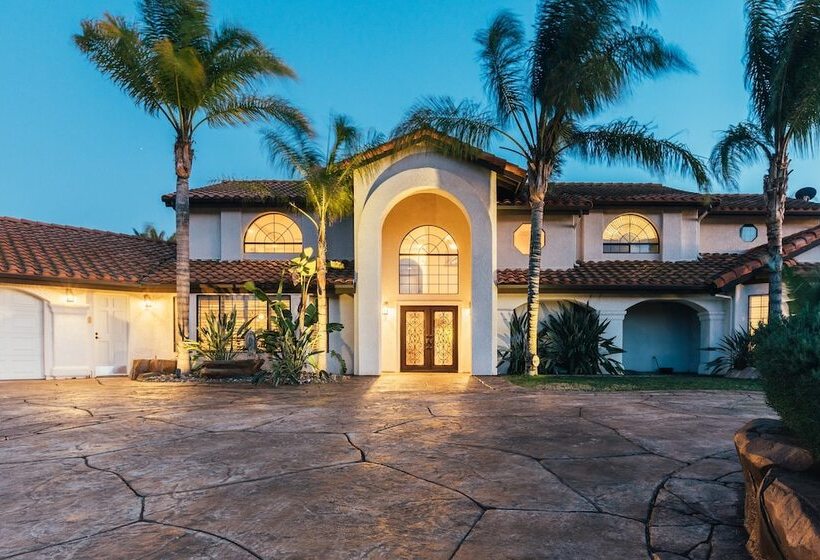 Moana By Avantstay Prvt Oasis W/ Scenic Views Tiki Bar & Pool W/ Water Slide