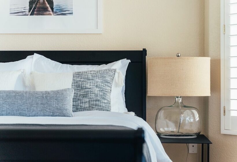 Moana By Avantstay Prvt Oasis W/ Scenic Views Tiki Bar & Pool W/ Water Slide