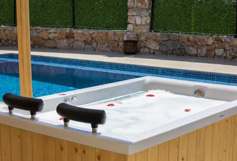 House W Private Pool And Jacuzzi In Kas