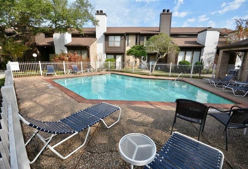 Houston Nrg Med Center Area 2b 2b All Inclusive