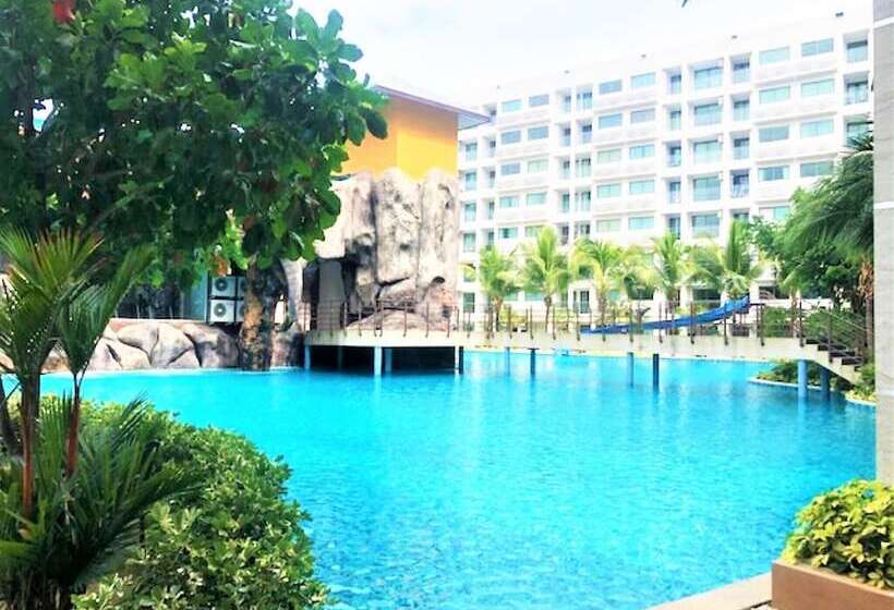 Top Floor Studio At Laguna Beach Resort   Maldives