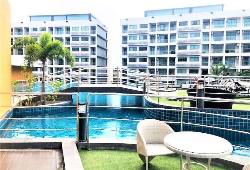 Top Floor Studio At Laguna Beach Resort   Maldives