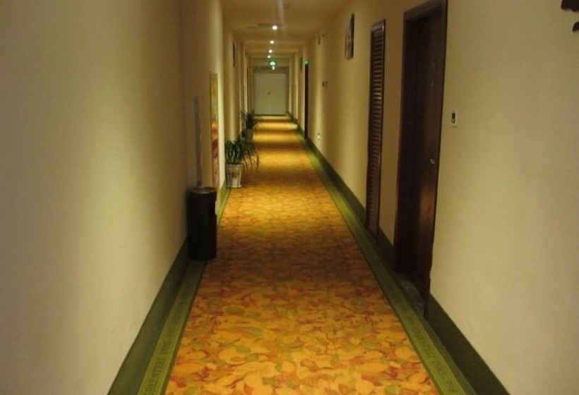 هتل Greentree Inn Suzhou Shengze Business