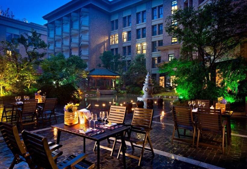 هتل Nanjing Greenland Yuhao Hot Spring