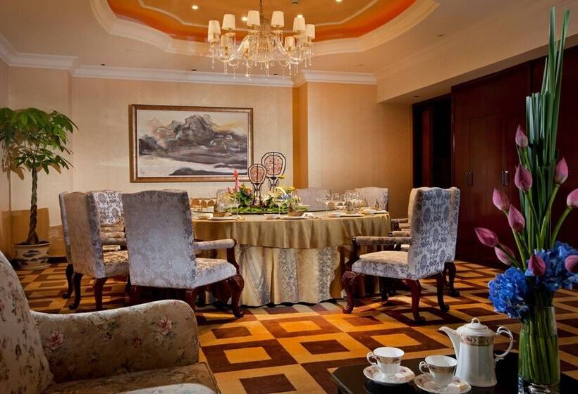 هتل Nanjing Greenland Yuhao Hot Spring