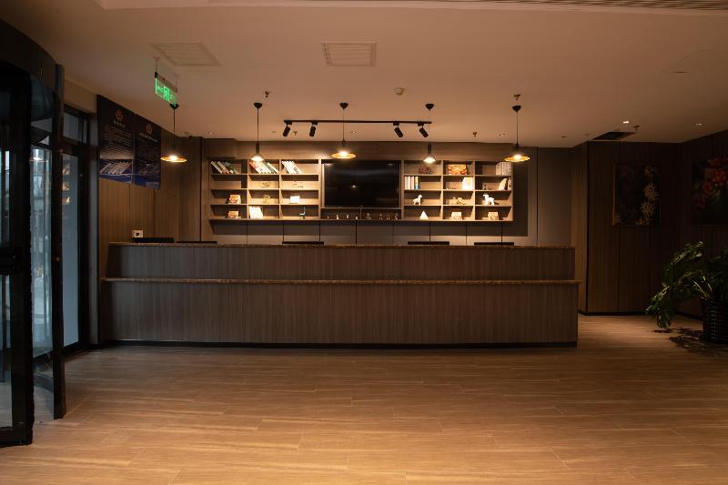 Отель Hanting  Beijing Jiuxian Qiao 798