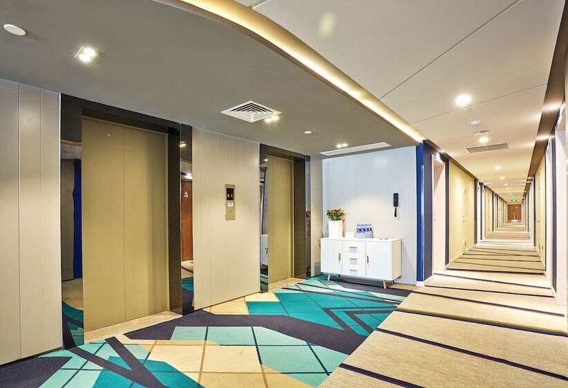 Отель Holiday Inn Express Nanjing Xuanwu Lake, An Ihg